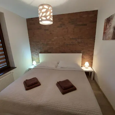 Apartman Cahm Vila Aston 公寓